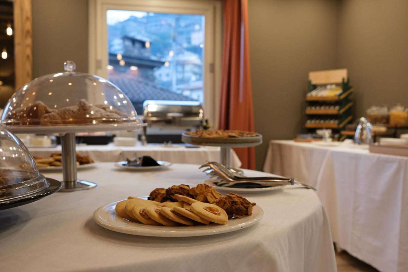 Lake Hotel La Pieve 皮索涅 外观 照片