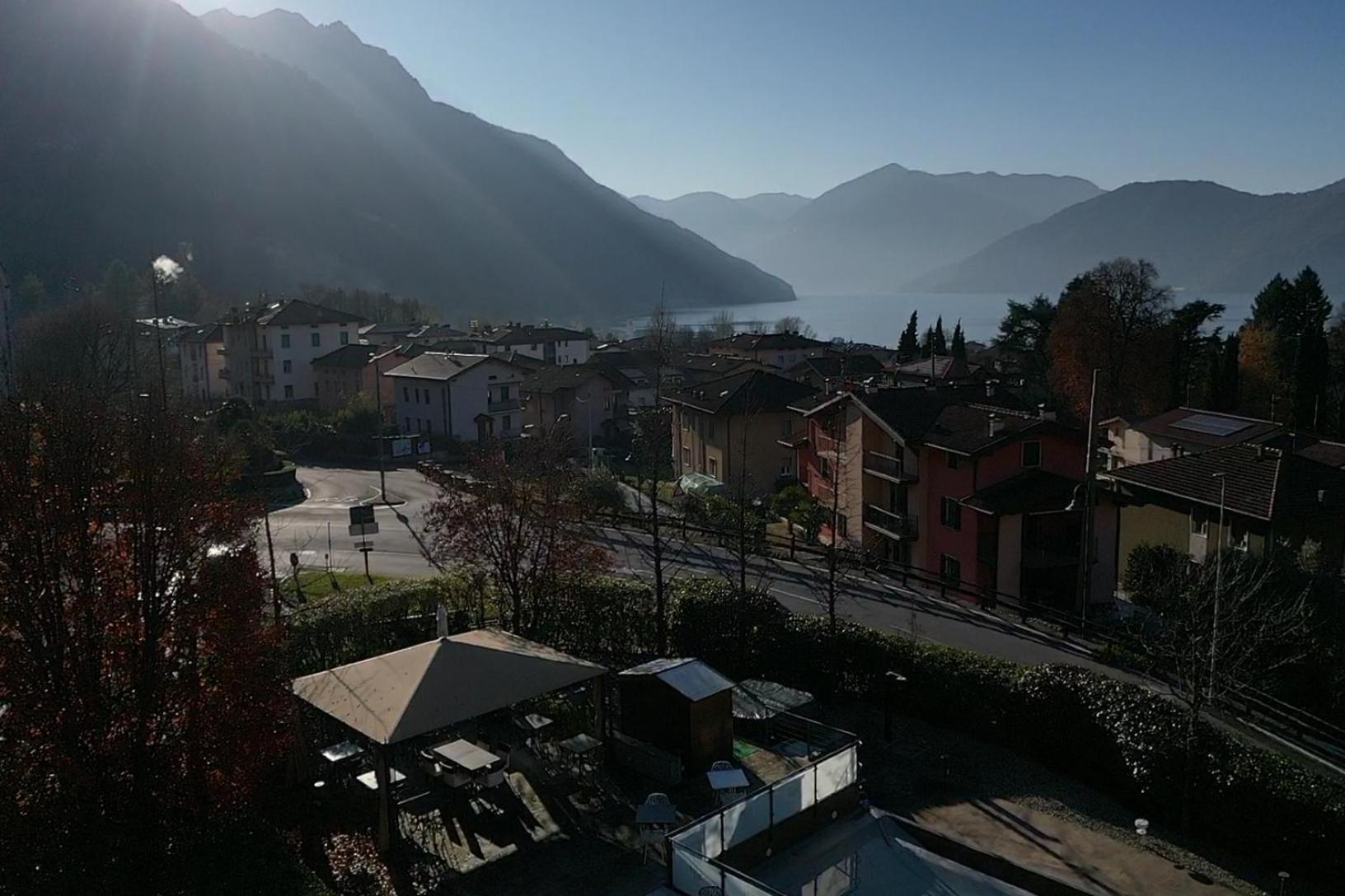 Lake Hotel La Pieve 皮索涅 外观 照片